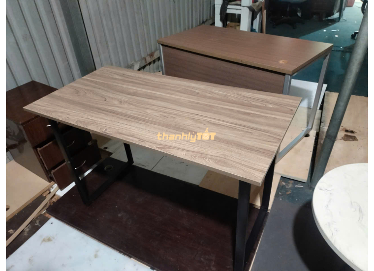 Thanh Lý Bàn Văn Phòng Cũ 1m2x60 - Giá Rẻ, Chất Lượng Tại TPHCM