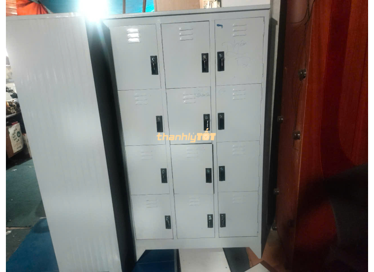 Tủ Sắt Locker Thanh Lý 12 Ngăn Giá Rẻ Tại TPHCM