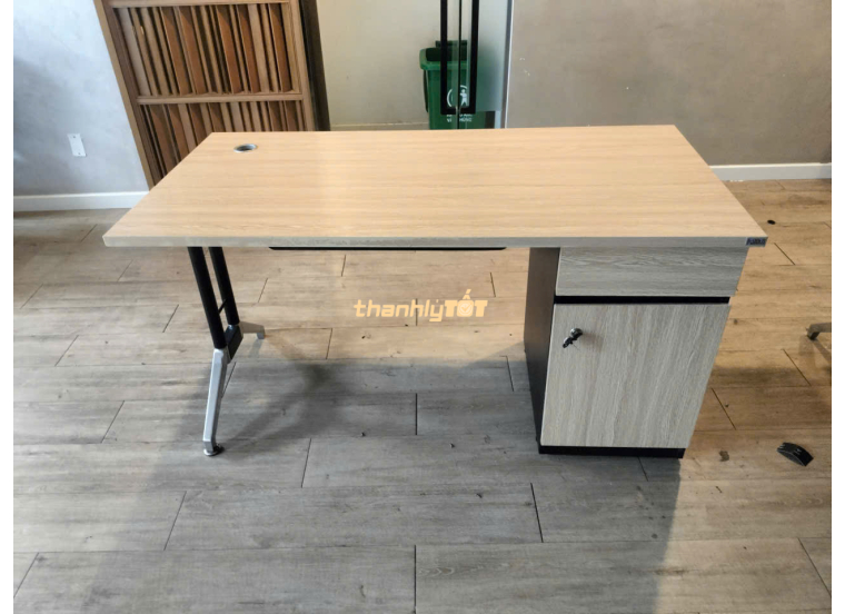 Thanh lý bàn văn phòng Hòa Phát cũ giá rẻ, đẹp bền tại TPHCM
